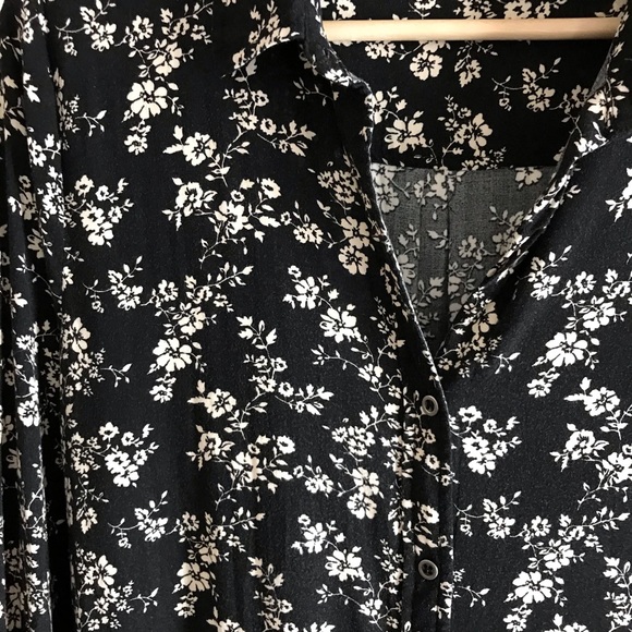 Forever 21 button down shirt/ tunic - Picture 3 of 5